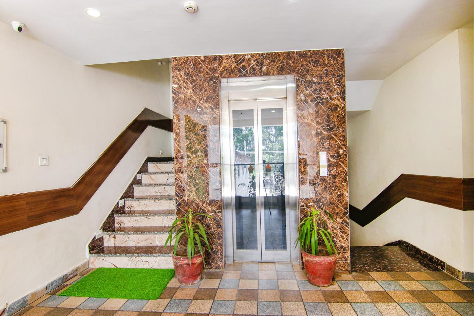 Fabhotel Lime Wood Mohali Kültér fotó